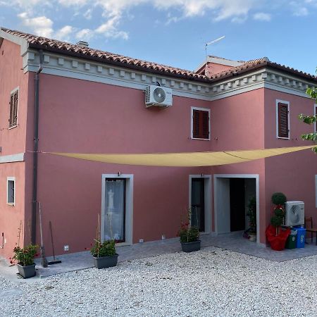 B&B La Grancia Киаравале Екстериор снимка